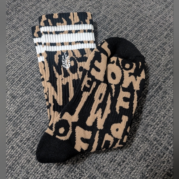 NEW Free People FP Movement Winner's Socks 🧦 One Size, Black Combo - Picture 5 of 5